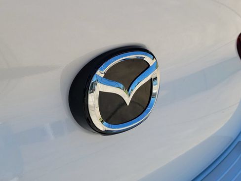 New 2026 MAZDA MAZDA3 2.5 S Sedan w/ Preferred Pkg FWD image 9