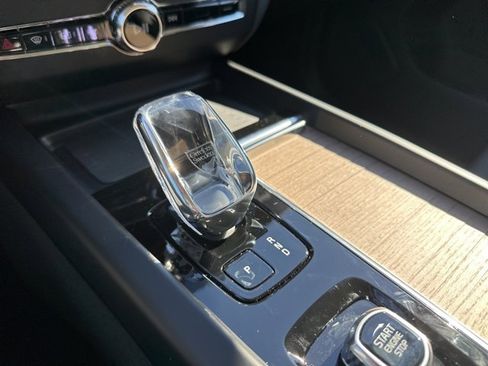 New 2026 Volvo XC60 B5 Plus w/ Protection Package Premier image 14
