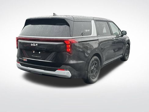 New 2026 Kia Carnival image 5