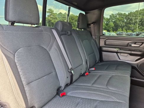 Used 2026 RAM 1500 Express RWD image 32