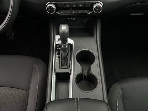 Used 2025 Nissan Altima 2.5 SV image 15