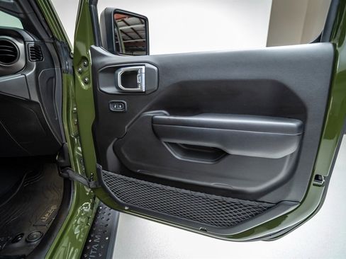 Used 2021 Jeep Wrangler Sport S image 34