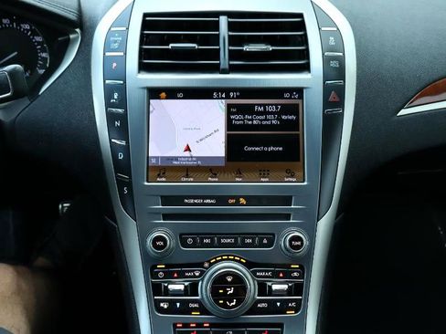 Used 2019 Lincoln MKZ Reserve w/ Reserve Plus Package image 17