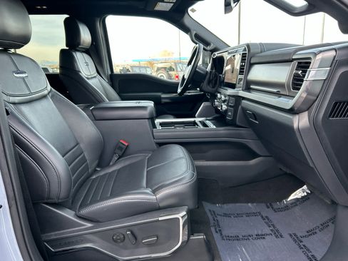 Certified 2025 Ford F350 Platinum image 20