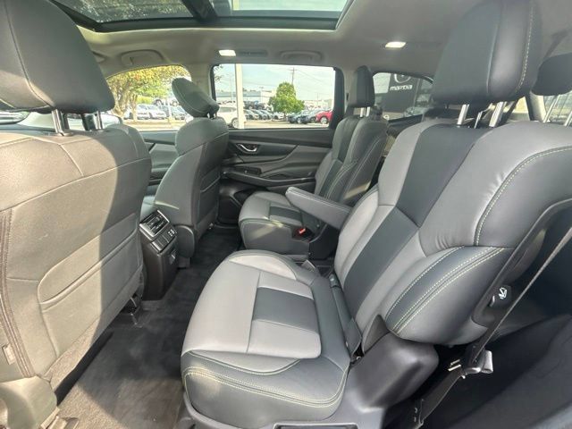 Used 2023 Subaru Ascent Onyx Edition AWD/4WD image 17