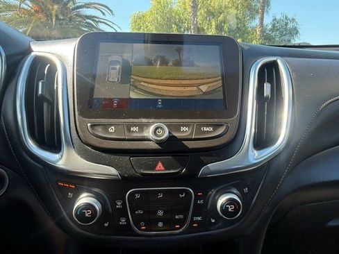 Used 2018 Chevrolet Equinox Premier image 27