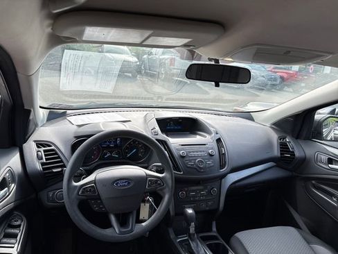 Used 2017 Ford Escape SE AWD/4WD image 11