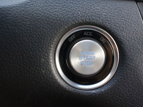 Used 2017 Genesis G80 3.8 w/ Option Group 02 image 40