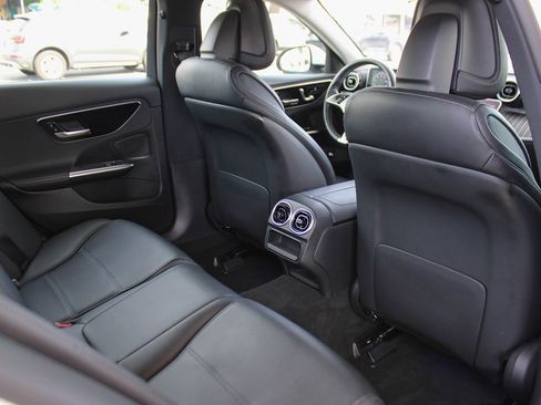 Used 2023 Mercedes-Benz C 300 Sedan image 19