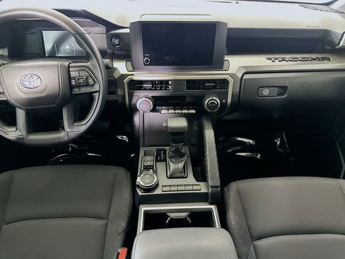 Used 2024 Toyota Tacoma SR5 AWD/4WD image 18