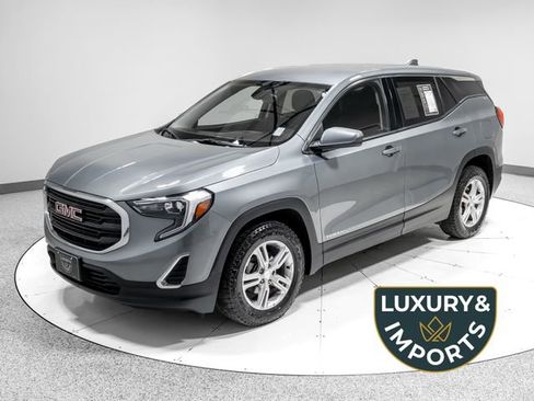 Used 2020 GMC Terrain SLE AWD/4WD image 1