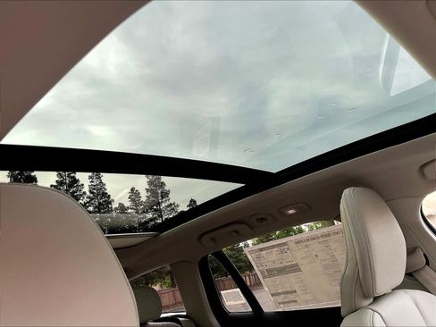 New 2026 Volvo V60 B5 Cross Country Plus w/ Climate Package image 29