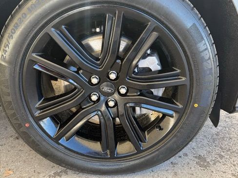 Used 2023 Ford Edge ST-Line AWD/4WD image 11