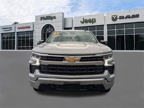 Used 2022 Chevrolet Silverado 1500 LT w/ Safety Package image 8