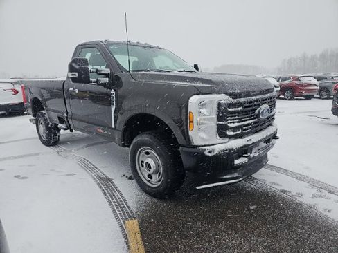 Used 2024 Ford F350 XL image 3