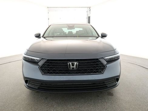 Used 2024 Honda Accord EX image 2