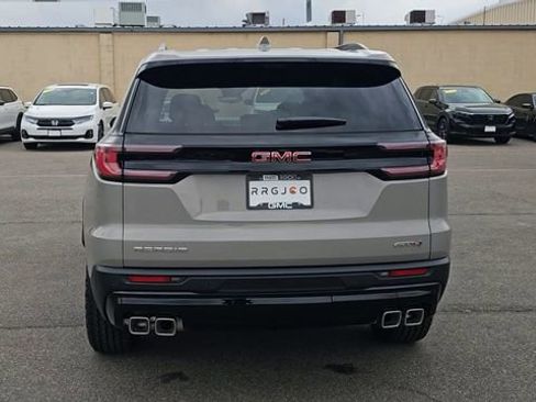 New 2026 GMC Acadia AT4 image 7