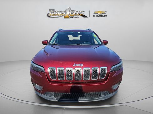 Used 2019 Jeep Cherokee Latitude Plus w/ Comfort/Convenience Group image 2