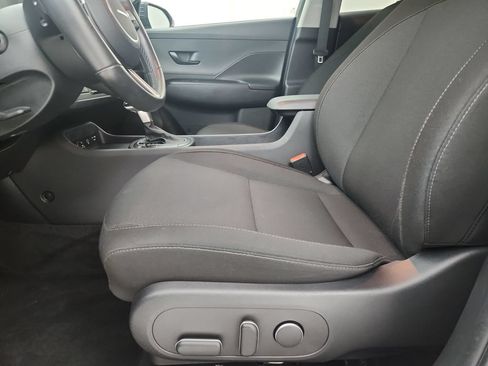 Used 2025 Hyundai Kona SEL AWD/4WD image 22