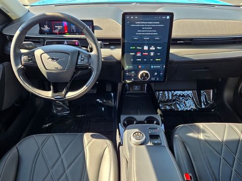 Used 2024 Ford Mustang Mach-E Select image 18