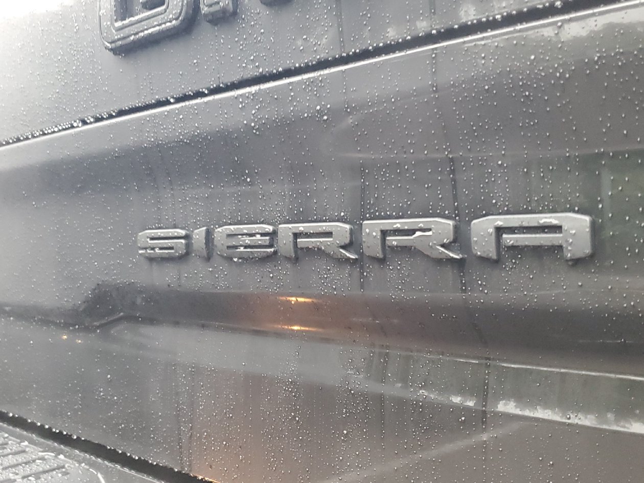 Used 2024 GMC Sierra 1500 Elevation w/ Preferred Package AWD/4WD image 7