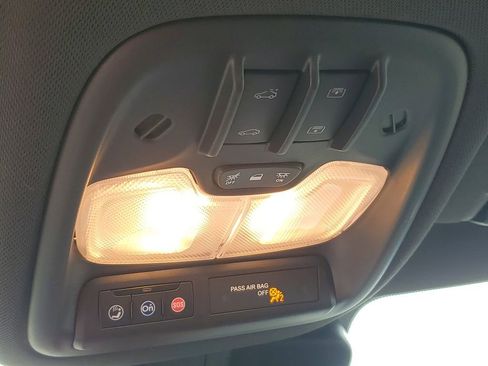 Used 2025 Chevrolet TrailBlazer ACTIV w/ Convenience Package AWD/4WD image 25