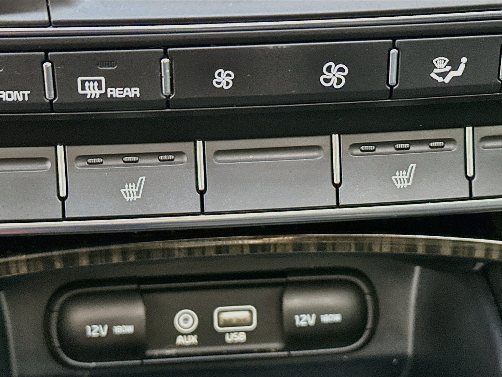 Used 2019 Kia Sorento EX FWD image 19