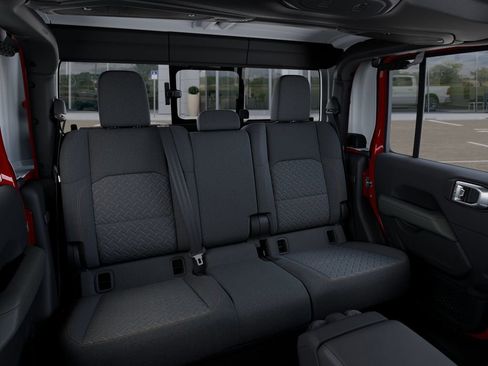 New 2025 Jeep Gladiator Mojave w/ Convenience Group image 17