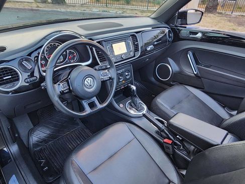 Used 2013 Volkswagen Beetle 2.5 FWD image 19
