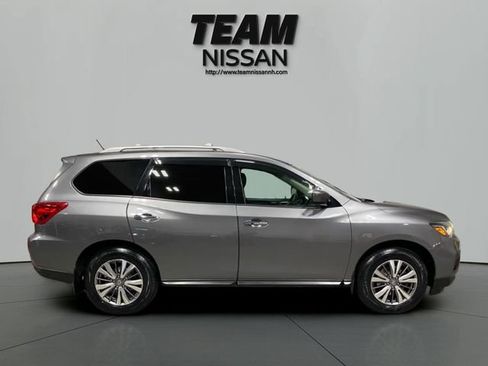Certified 2018 Nissan Pathfinder SV AWD/4WD image 8