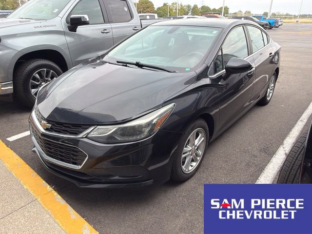 Used 2018 Chevrolet Cruze LT w/ LT Fleet Convenience Package FWD image 1