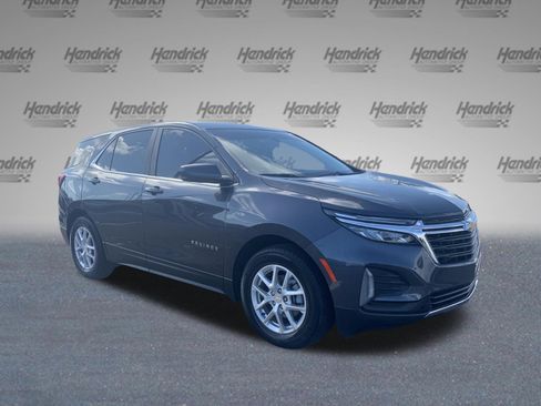 Certified 2022 Chevrolet Equinox LT image 2