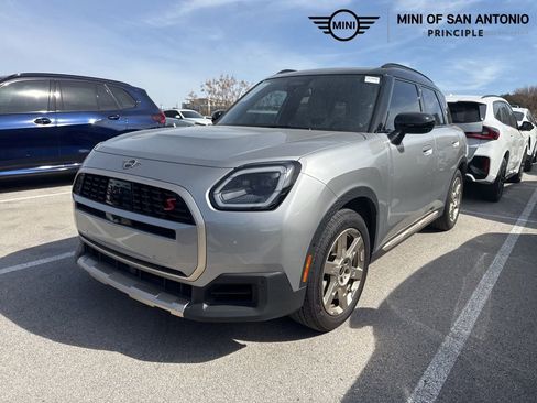 New 2025 MINI Cooper Countryman S image 1