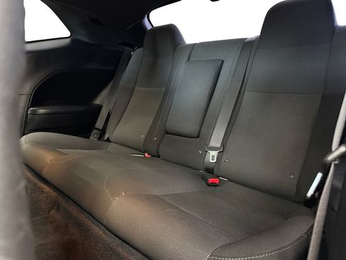 Used 2016 Dodge Challenger R/T Scat Pack RWD image 16