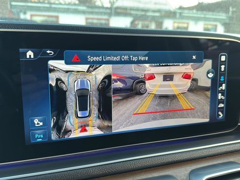 Used 2024 Mercedes-Benz GLE 450 4MATIC w/ Winter Package image 18