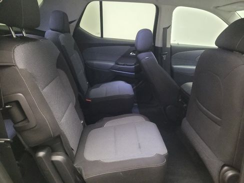 Used 2019 Chevrolet Traverse LT FWD image 19