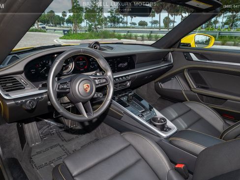 Used 2023 Porsche 911 Targa 4S w/ Premium Package image 5