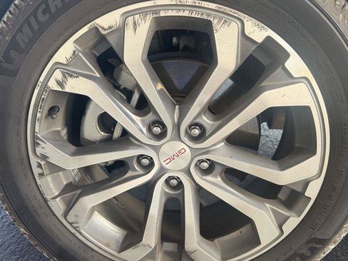 Used 2020 GMC Terrain SLT w/ Preferred Package AWD/4WD image 14