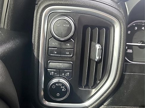 Used 2022 GMC Sierra 1500 SLE w/ X31 Off-Road Package AWD/4WD image 21