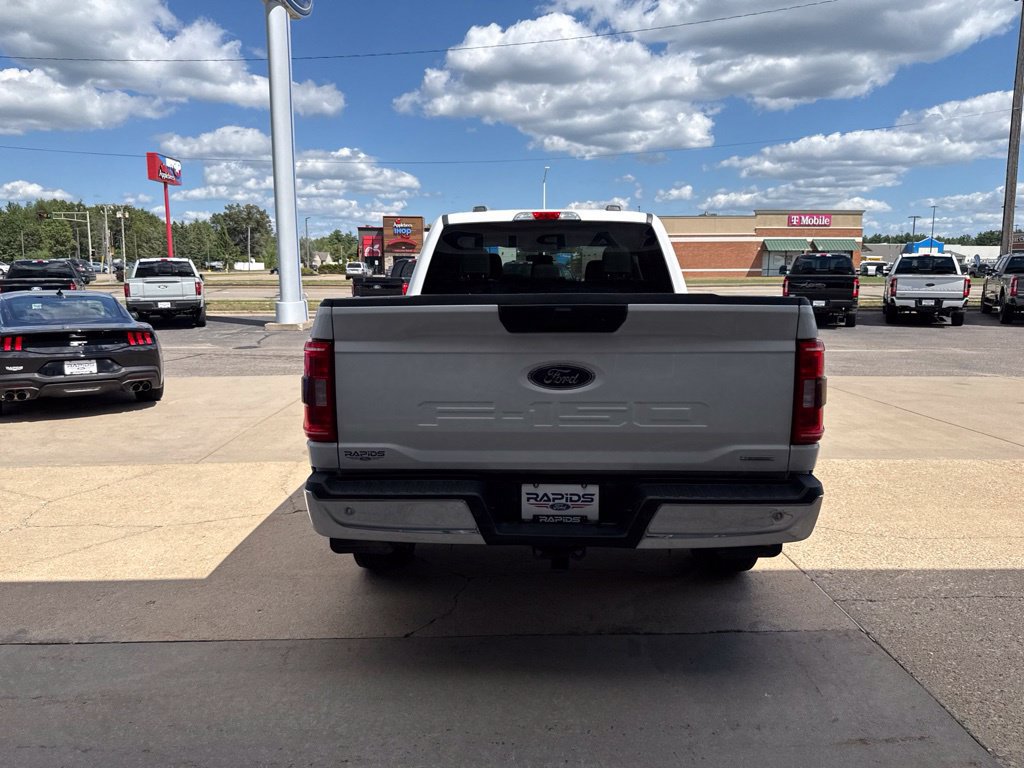 Used 2022 Ford F150 XLT w/ Trailer Tow Package AWD/4WD image 6