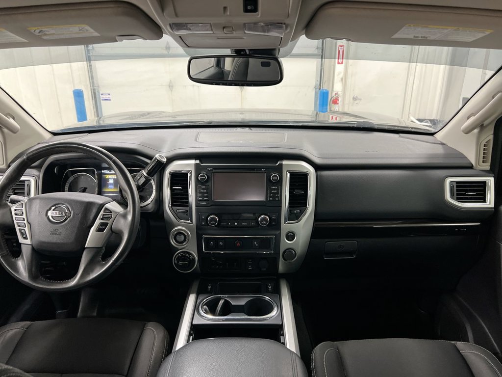 Used 2017 Nissan Titan SV AWD/4WD image 10