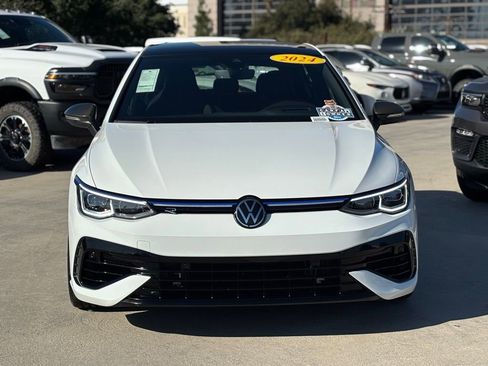 Used 2024 Volkswagen Golf R 2.0T image 8