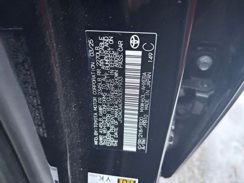 Used 2025 Toyota Prius LE image 27