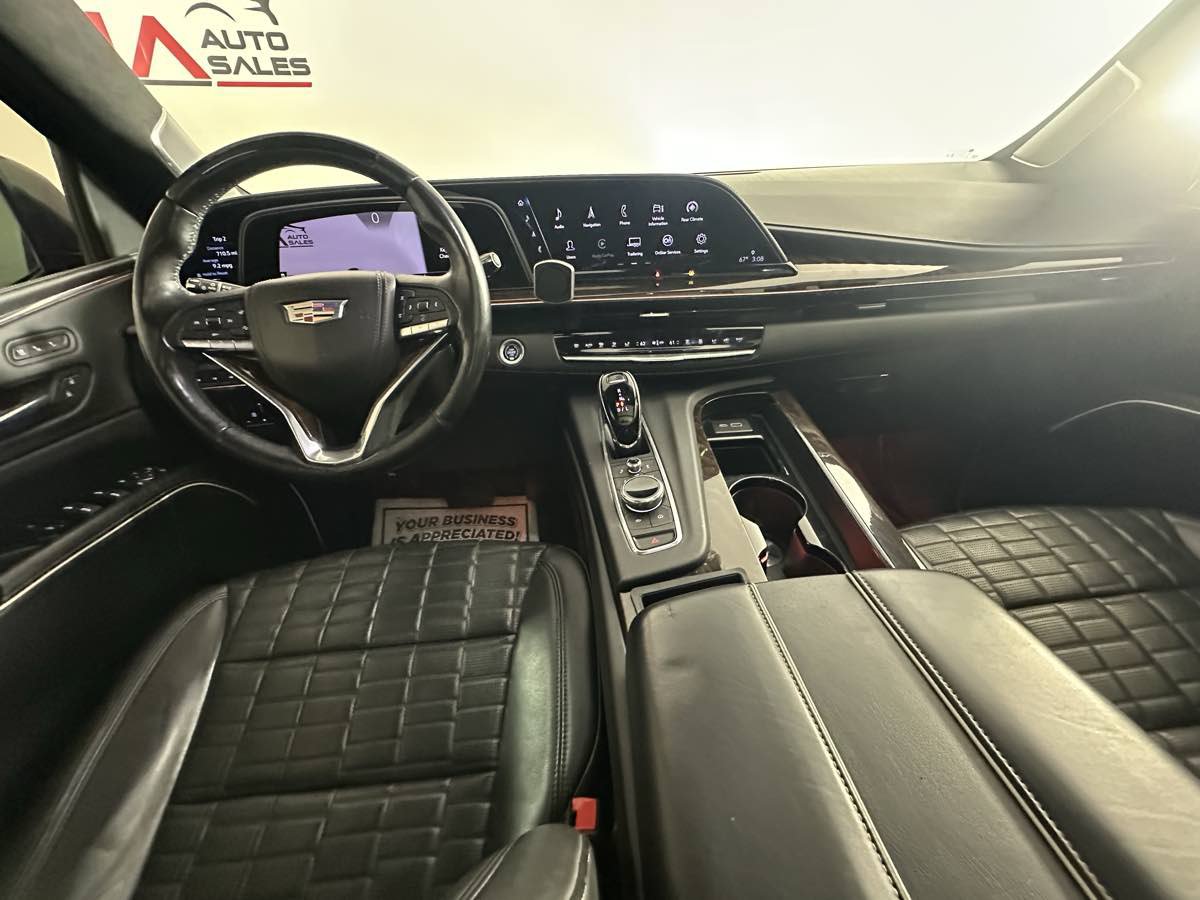 Used 2021 Cadillac Escalade ESV Sport Platinum w/ LPO, ONYX Package AWD/4WD image 32