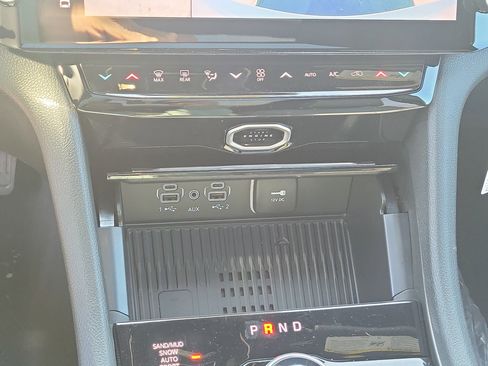 New 2026 Jeep Grand Cherokee Limited AWD/4WD image 19
