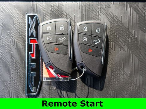 Used 2025 GMC Sierra 2500 AT4X image 31