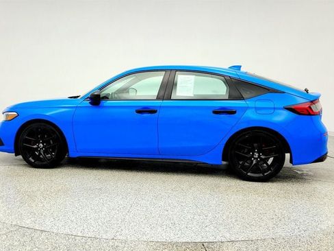 Used 2023 Honda Civic Sport image 8