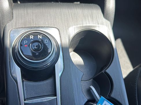 Used 2024 Ford Escape Platinum AWD/4WD image 17