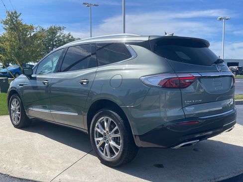 Used 2024 Buick Enclave Essence w/ Experience Buick Package AWD/4WD image 5