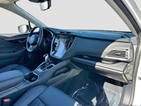 Used 2023 Subaru Outback Limited image 31